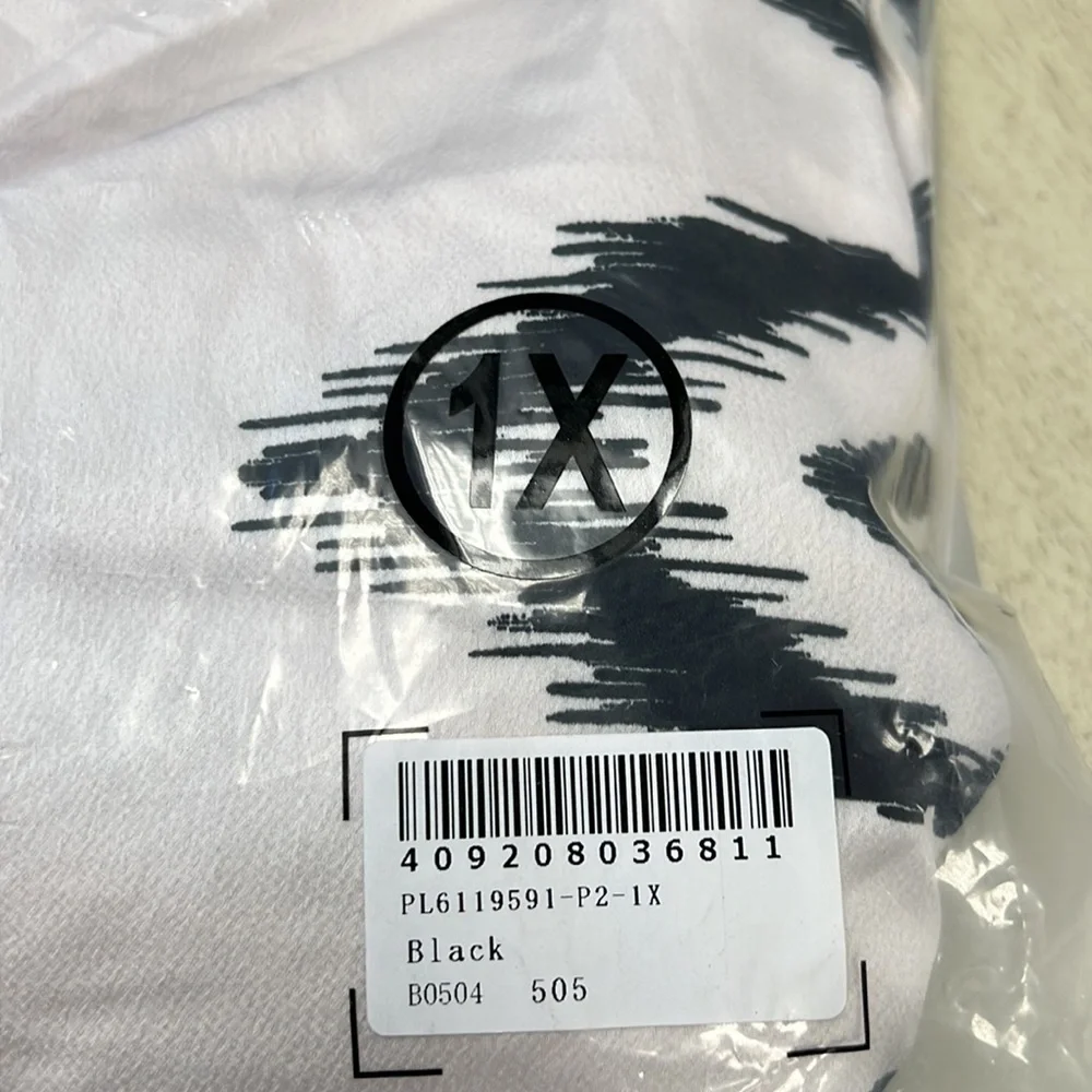 NIB - Womens Maxi Summer Dress, Pink with Black Geometric Pattern - 1X, 2X, 3X - Picture 11 of 13